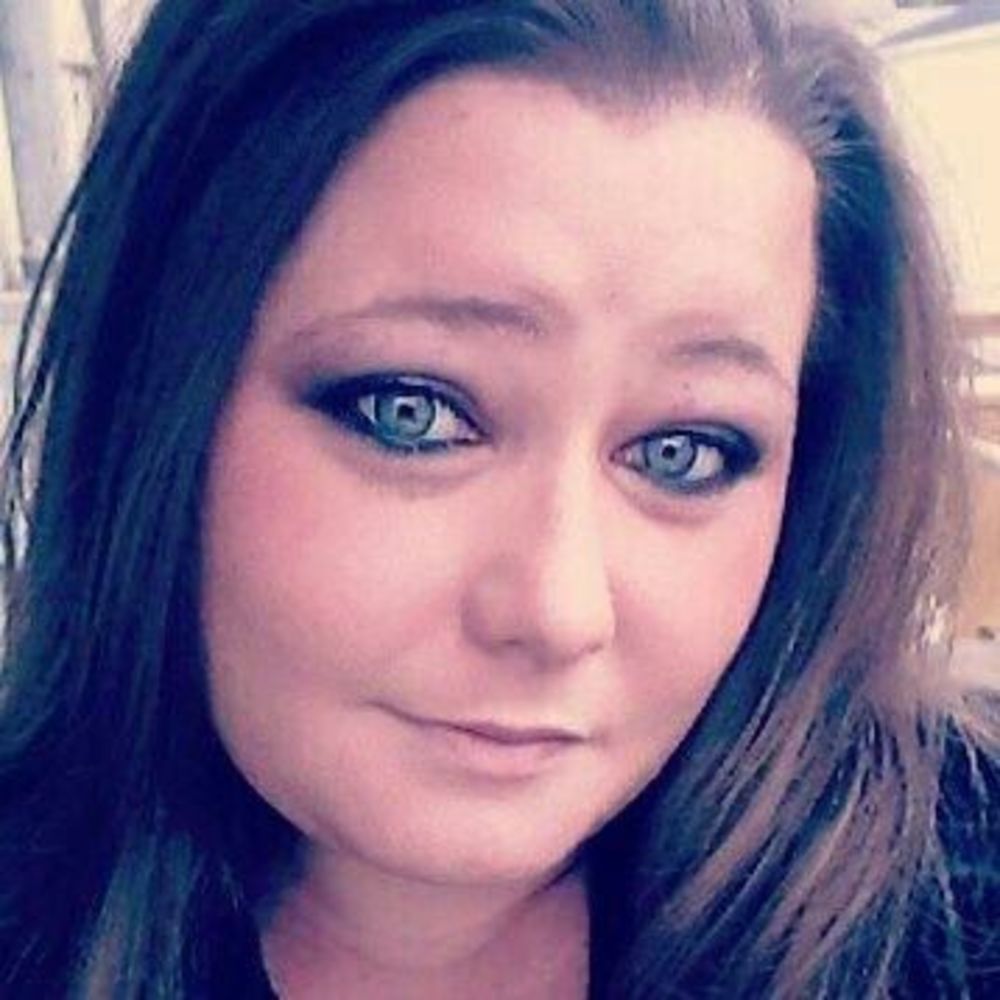 Meet your Posher, Maegan